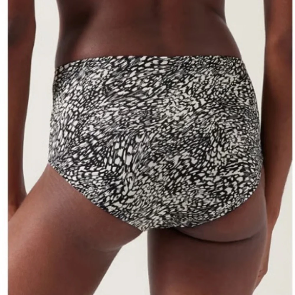Fook Wah High Waist Bikini Bottom Animalia Sea Salt Size Small